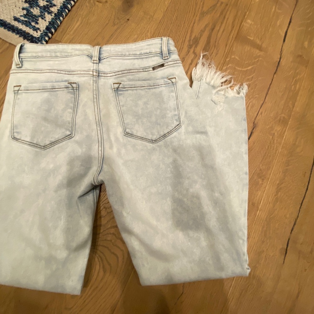 Kancan frayed destroyed hem Jean skinny jeans